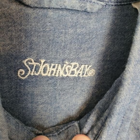 St. John's Bay Button-down Men's Medium SS Shirt - Picture 2 of 7